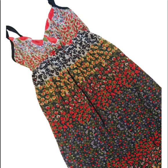 Pretty Floral Maxi Dress - Picture 1 of 4